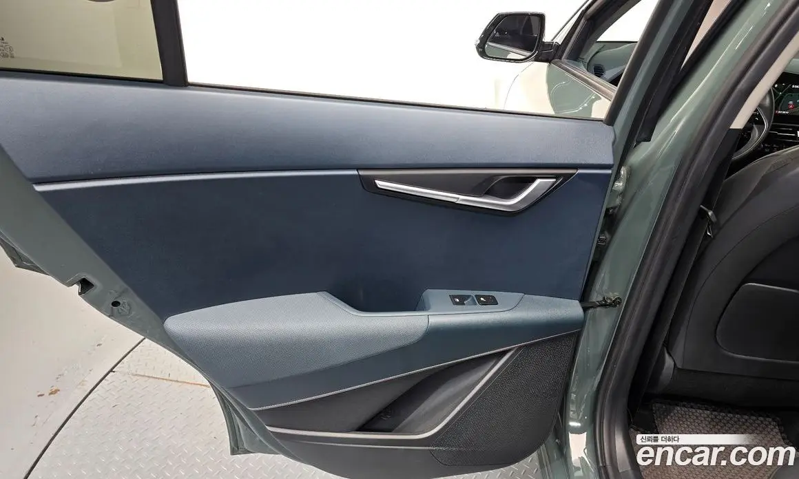Kia Niro 2022 1.6 автомат (гидро), фото 15