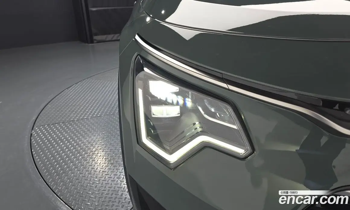 Kia Niro 2022 1.6 автомат (гидро), фото 8
