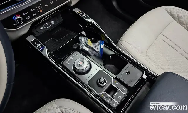 Kia Sorento 2024 1.6 автомат (гидро), миниатюра 12