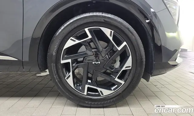Kia Sportage 2023 2.0 автомат (гидро), миниатюра 7