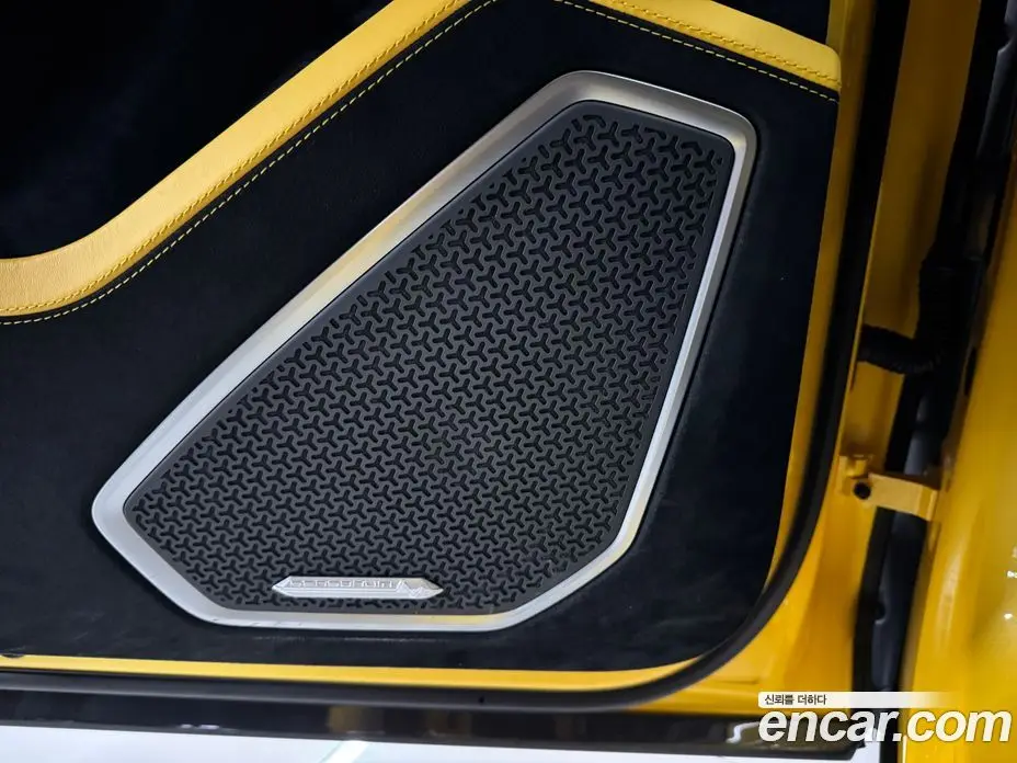 Lamborghini Urus 2024 4.0 автомат (гидро), фото 13