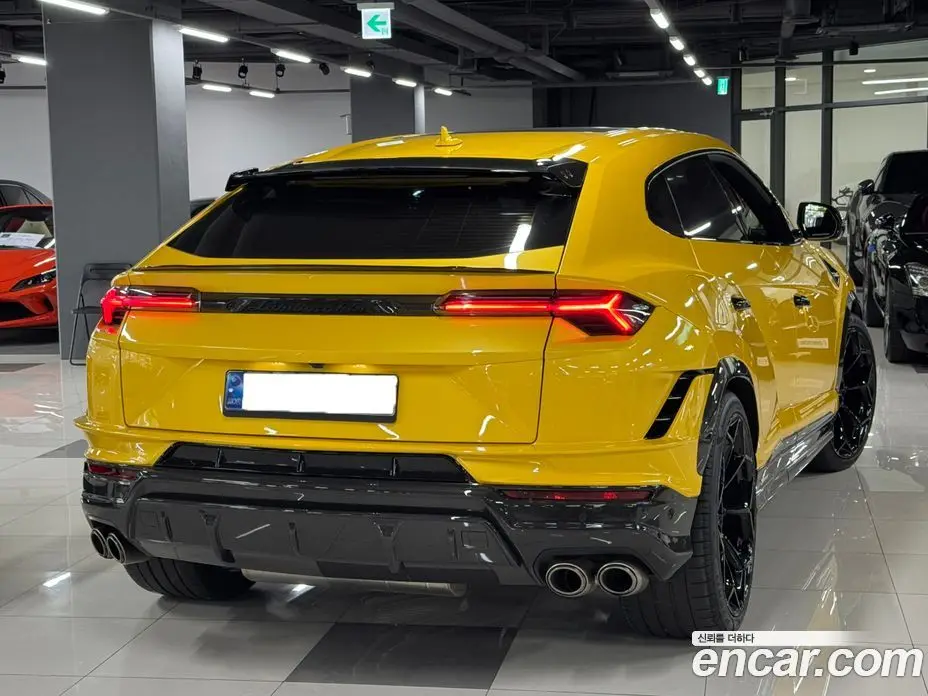 Lamborghini Urus 2024 4.0 автомат (гидро), фото 3