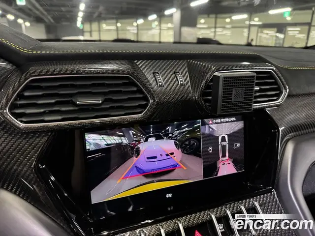 Lamborghini Urus 2024 4.0 автомат (гидро), миниатюра 8