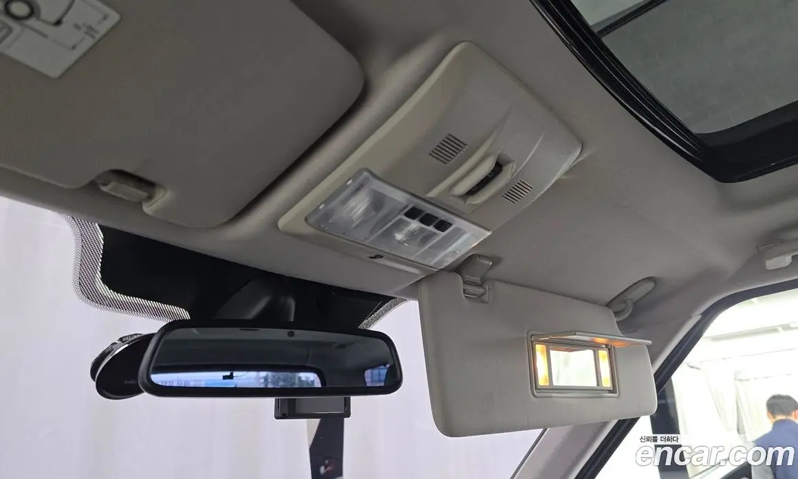 Land Rover Discovery 2015 3.0 автомат (гидро), фото 18