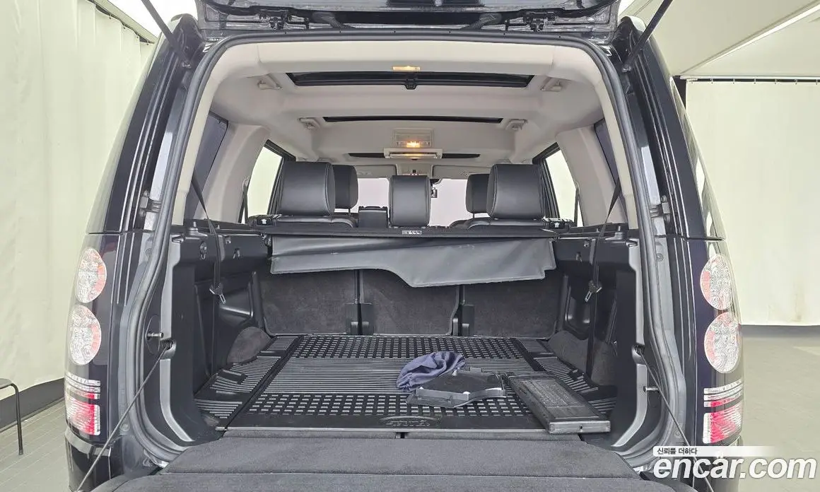 Land Rover Discovery 2015 3.0 автомат (гидро), фото 20