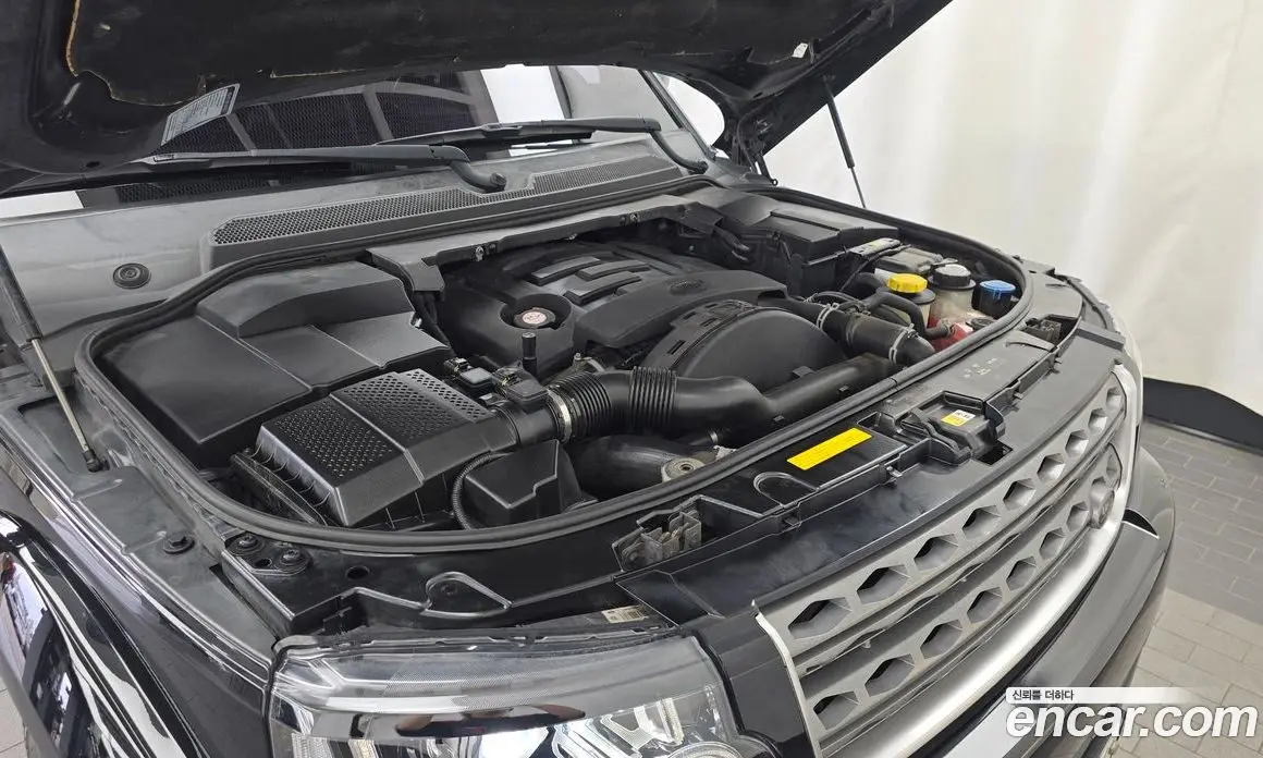 Land Rover Discovery 2015 3.0 автомат (гидро), фото 6