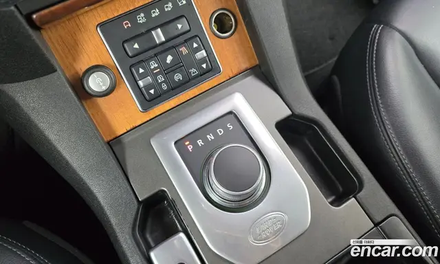 Land Rover Discovery 2015 3.0 автомат (гидро), миниатюра 9