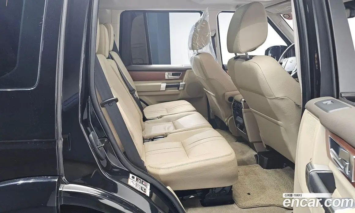 Land Rover Discovery 2016 3.0 автомат (гидро), фото 12