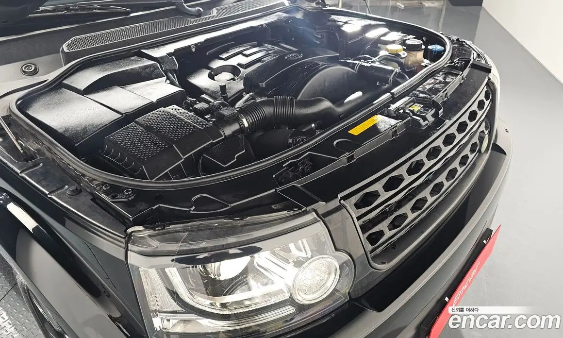 Land Rover Discovery 2016 3.0 автомат (гидро), фото 6