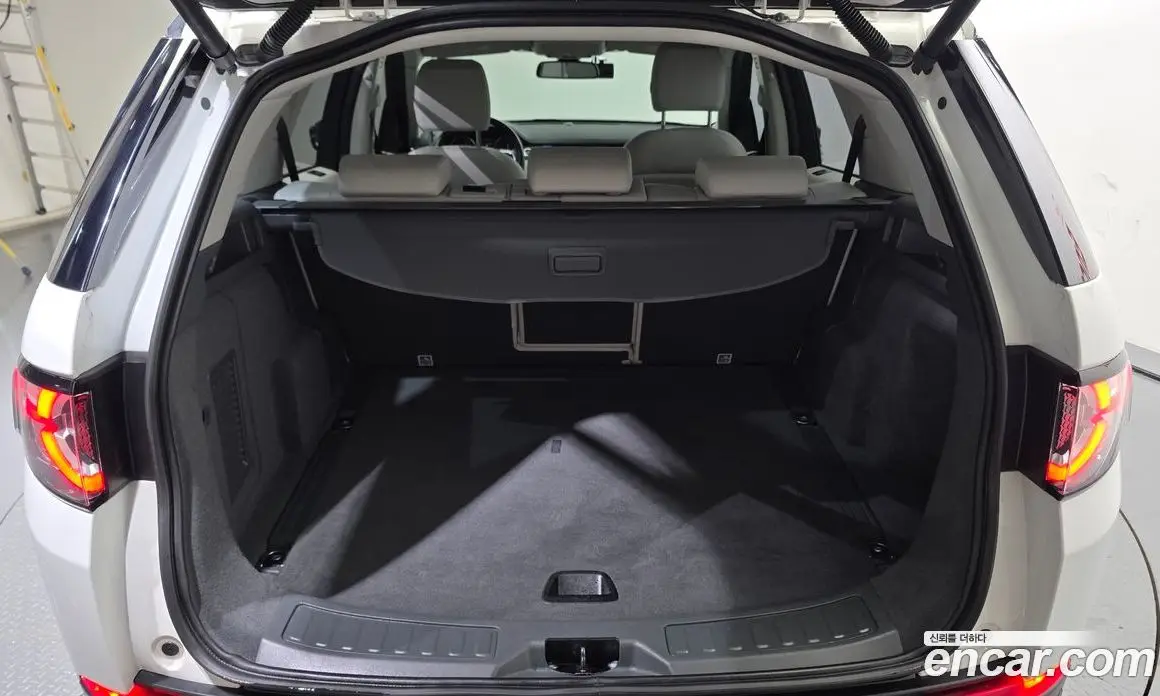 Land Rover Discovery Sport 2018 2.0 автомат (гидро), фото 31 Land Rover Discovery Sport 2018 2.0 автомат (гидро), фото 31