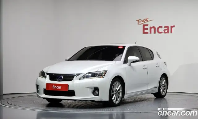 Lexus CT200h 2011 1.8 автомат (гидро), миниатюра 1