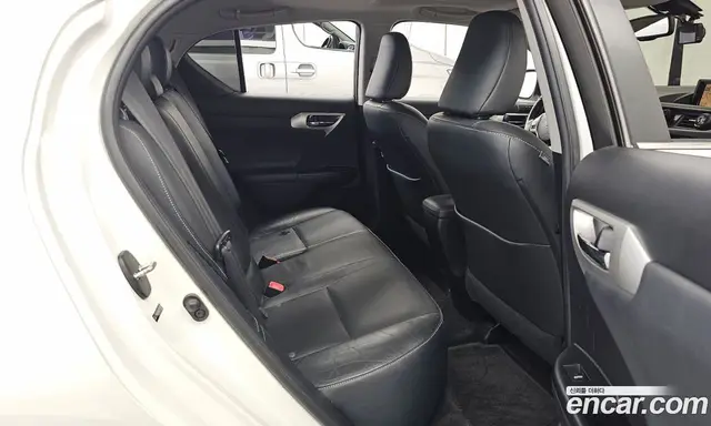 Lexus CT200h 2011 1.8 автомат (гидро), миниатюра 12