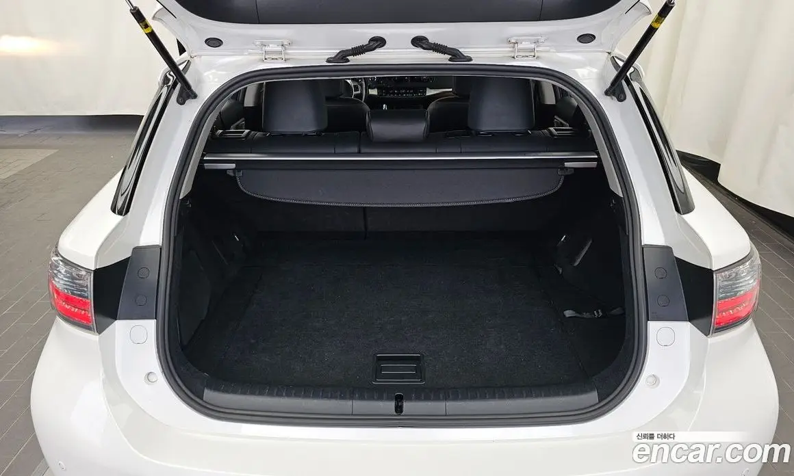 Lexus CT200h 2011 1.8 автомат (гидро), фото 20