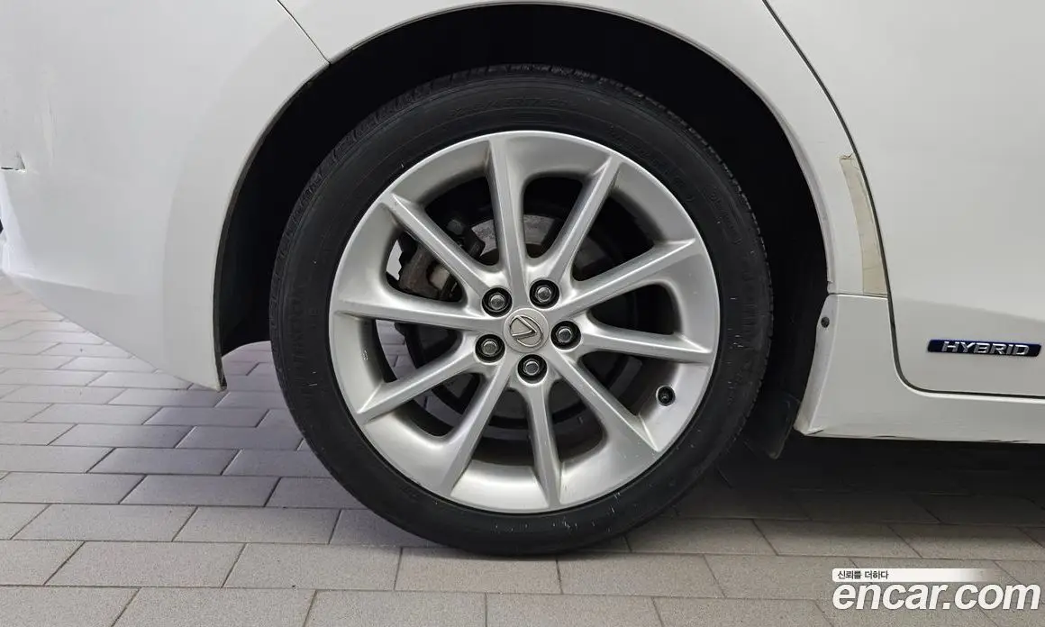 Lexus CT200h 2011 1.8 автомат (гидро), фото 5