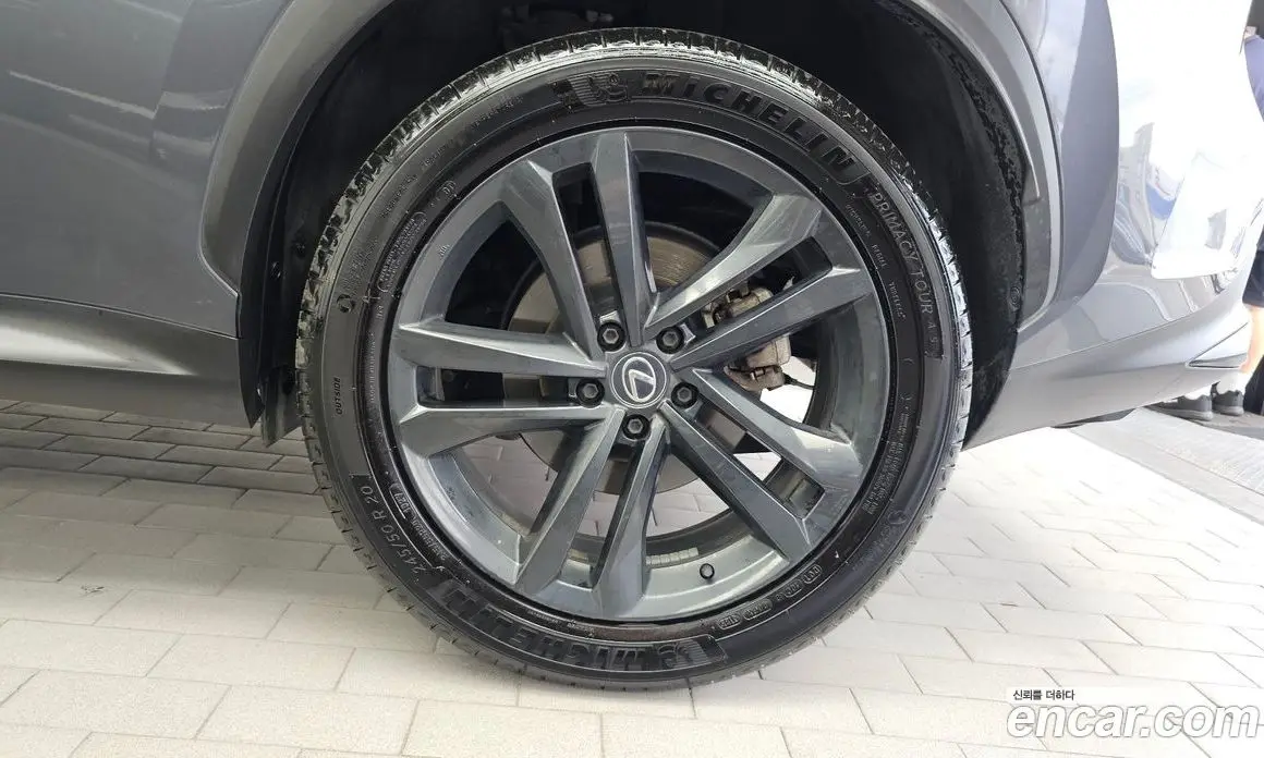 Lexus NX 2023 2.5 автомат (гидро), фото 7 Lexus NX 2023 2.5 автомат (гидро), фото 7
