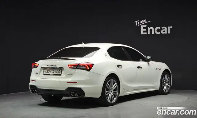 Maserati Ghibli 2019 3.0 автомат (гидро), миниатюра 2 Maserati Ghibli 2019 3.0 автомат (гидро), миниатюра 2