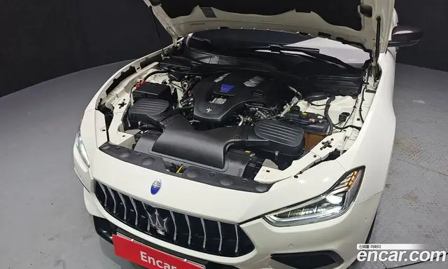 Maserati Ghibli 2019 3.0 автомат (гидро), миниатюра 6 Maserati Ghibli 2019 3.0 автомат (гидро), миниатюра 6