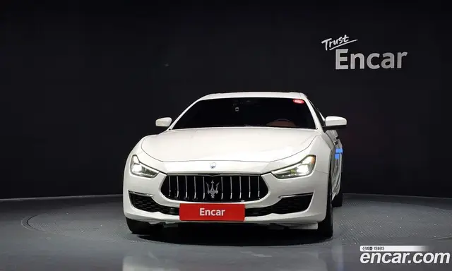 Maserati Ghibli 2019 3.0 автомат (гидро), миниатюра 3 Maserati Ghibli 2019 3.0 автомат (гидро), миниатюра 3