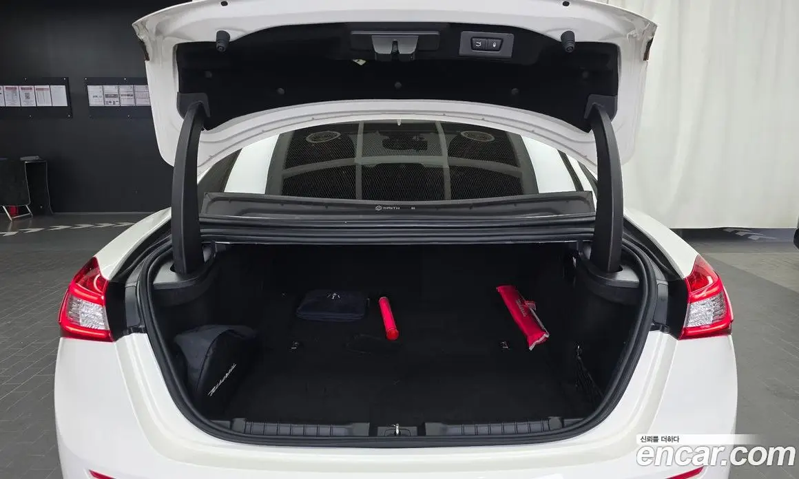Maserati Ghibli 2019 3.0 автомат (гидро), фото 26 Maserati Ghibli 2019 3.0 автомат (гидро), фото 26