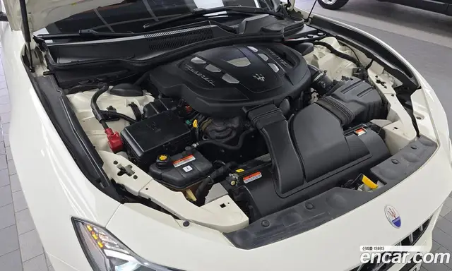 Maserati Ghibli 2019 3.0 автомат (гидро), миниатюра 6 Maserati Ghibli 2019 3.0 автомат (гидро), миниатюра 6