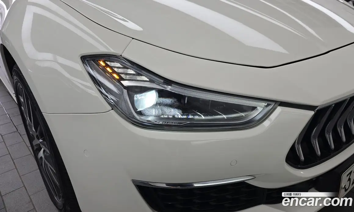 Maserati Ghibli 2019 3.0 автомат (гидро), фото 8 Maserati Ghibli 2019 3.0 автомат (гидро), фото 8
