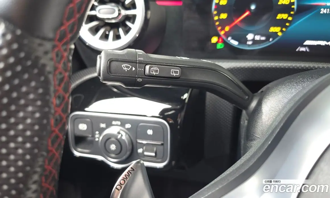 Mercedes-Benz A-Class 2023 2.0 автомат (гидро), фото 26