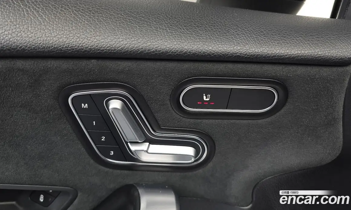 Mercedes-Benz A-Class 2023 2.0 автомат (гидро), фото 28