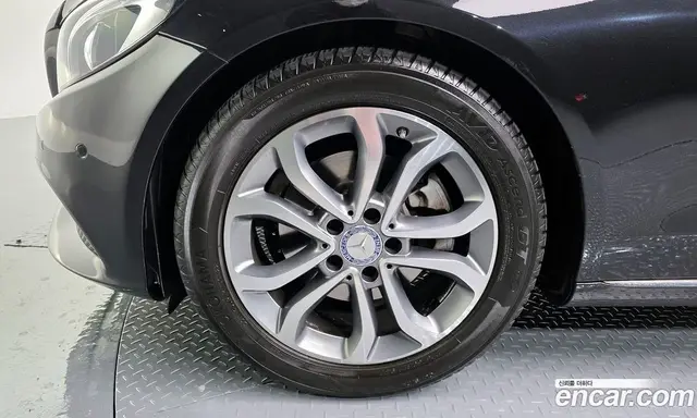 Mercedes-Benz C-Class 2017 2.1 автомат (гидро), миниатюра 5 Mercedes-Benz C-Class 2017 2.1 автомат (гидро), миниатюра 5