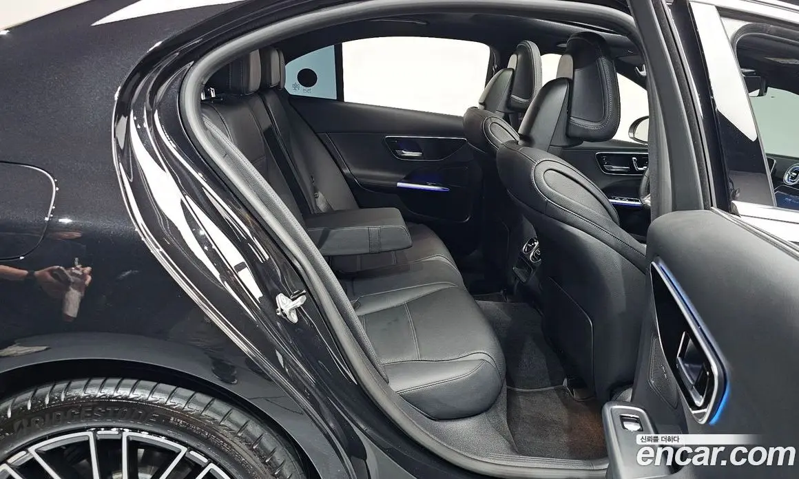 Mercedes-Benz C-Class 2022 2.0 автомат (гидро), фото 11