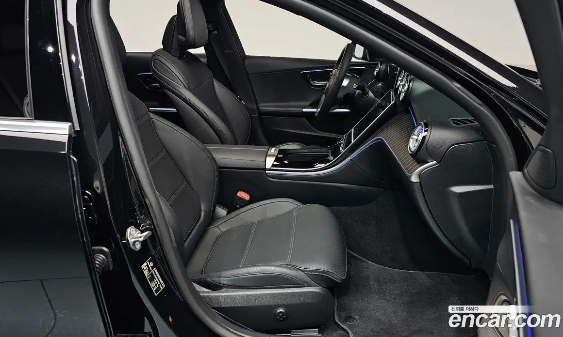 Mercedes-Benz C-Class 2022 2.0 автомат (гидро), фото 12