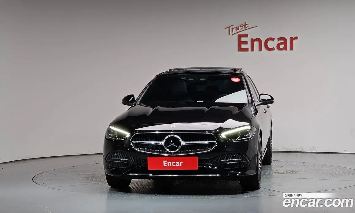 Mercedes-Benz C-Class 2022 2.0 автомат (гидро), фото 3