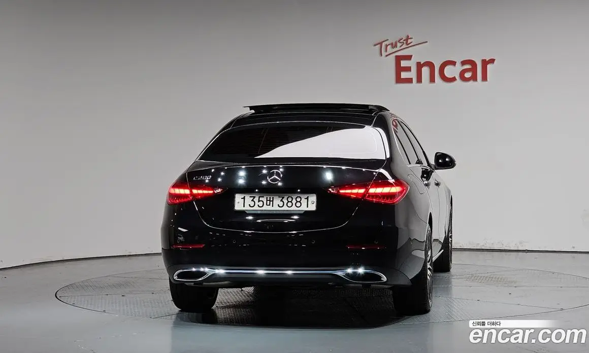 Mercedes-Benz C-Class 2022 2.0 автомат (гидро), фото 4