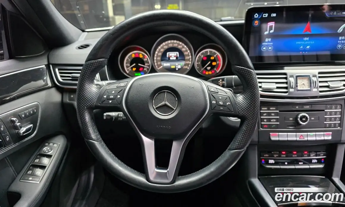 Mercedes-Benz E-Class 2015 2.1 автомат (гидро), фото 13