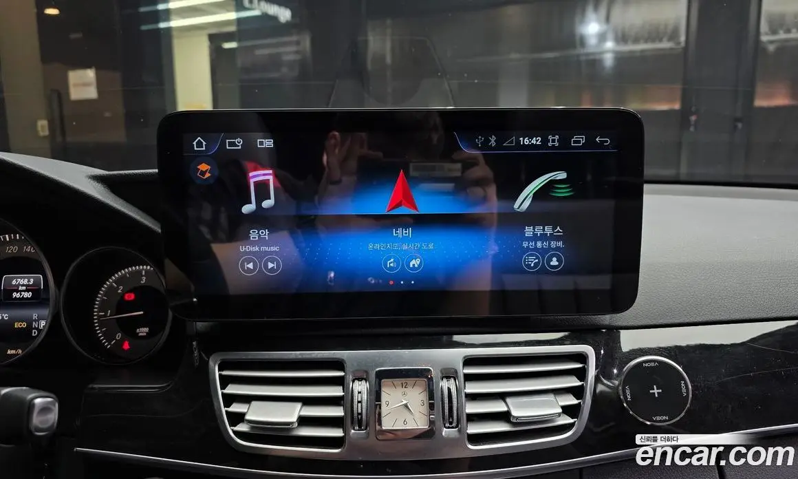 Mercedes-Benz E-Class 2015 2.1 автомат (гидро), фото 14