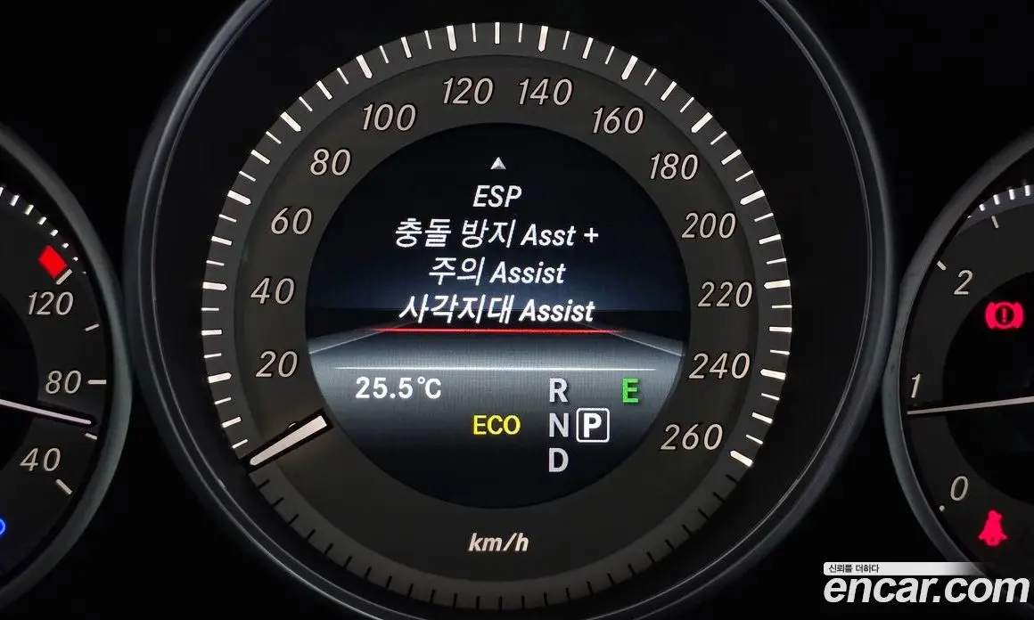 Mercedes-Benz E-Class 2015 2.1 автомат (гидро), фото 17