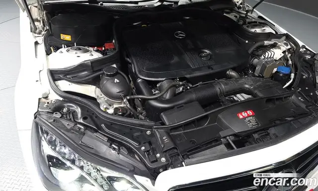 Mercedes-Benz E-Class 2015 2.1 автомат (гидро), миниатюра 6