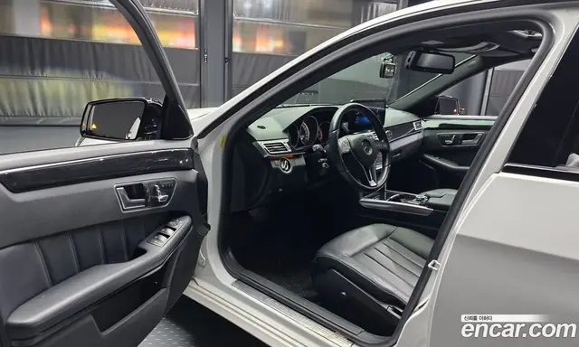 Mercedes-Benz E-Class 2015 2.1 автомат (гидро), миниатюра 10