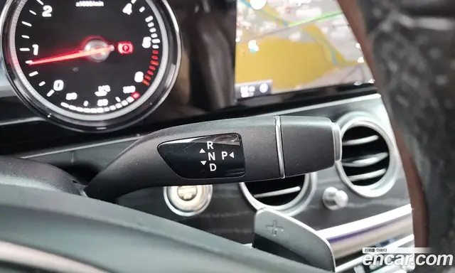 Mercedes-Benz E-Class 2017 1.9 автомат (гидро), миниатюра 12