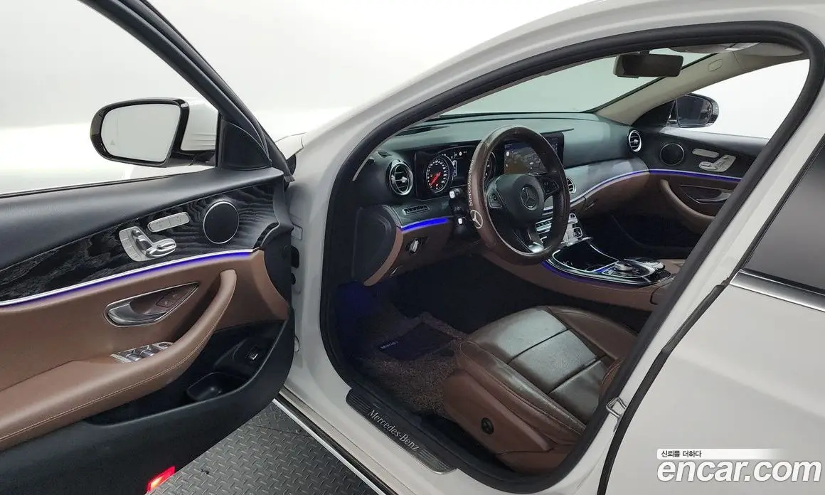 Mercedes-Benz E-Class 2017 1.9 автомат (гидро), фото 13