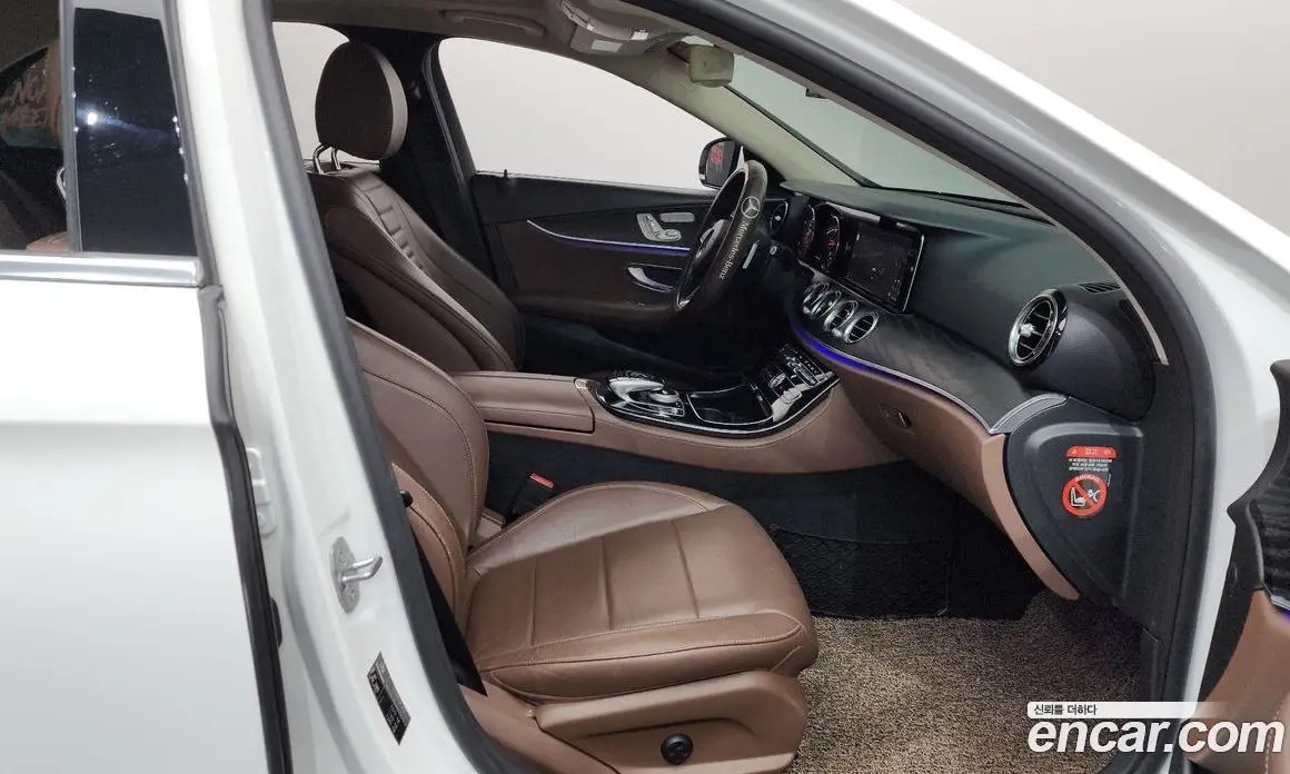Mercedes-Benz E-Class 2017 1.9 автомат (гидро), фото 16