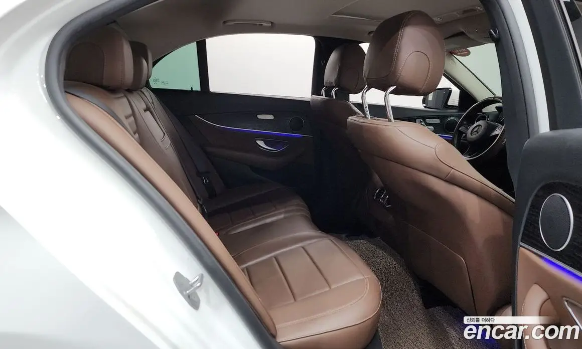 Mercedes-Benz E-Class 2017 1.9 автомат (гидро), фото 17