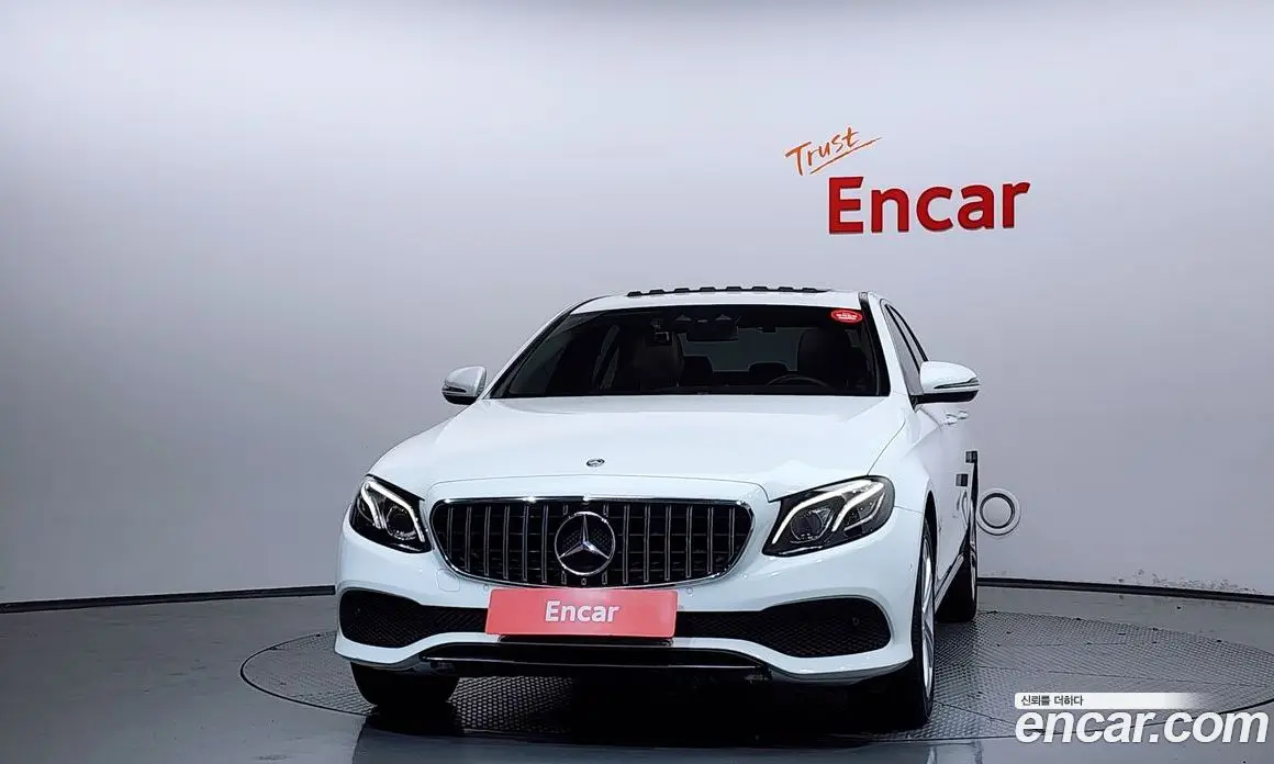 Mercedes-Benz E-Class 2017 1.9 автомат (гидро), фото 3