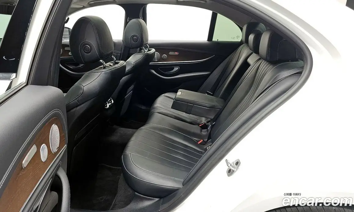 Mercedes-Benz E-Class 2019 2.0 автомат (гидро), фото 16