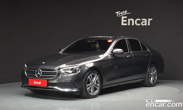 Mercedes-Benz E-Class, 2022, 56 168 км