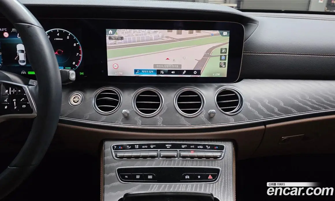 Mercedes-Benz E-Class 2022 2.0 автомат (гидро), фото 18