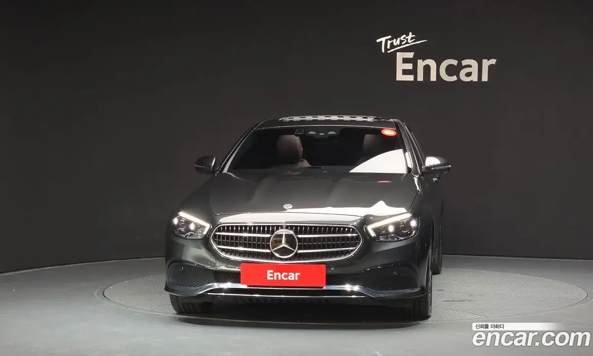 Mercedes-Benz E-Class 2022 2.0 автомат (гидро), фото 3