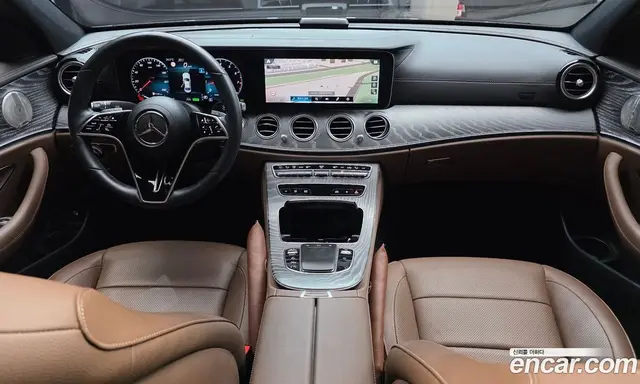 Mercedes-Benz E-Class 2022 2.0 автомат (гидро), миниатюра 7