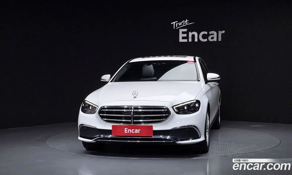 Mercedes-Benz E-Class 2022 2.0 автомат (гидро), фото 3