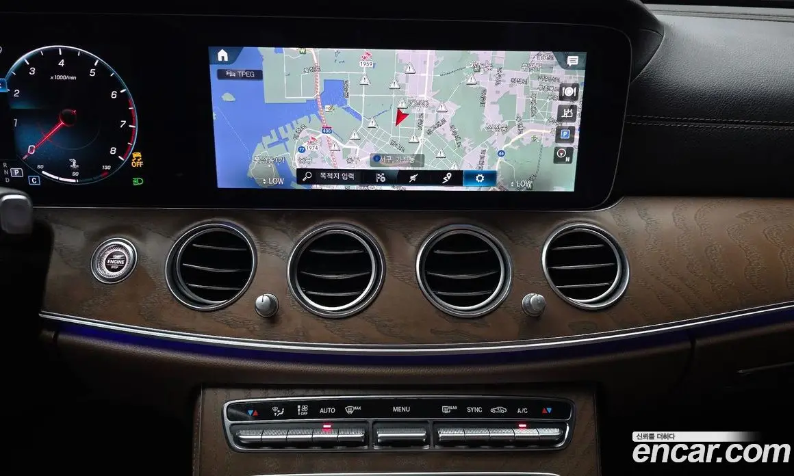 Mercedes-Benz E-Class 2022 2.0 автомат (гидро), фото 20