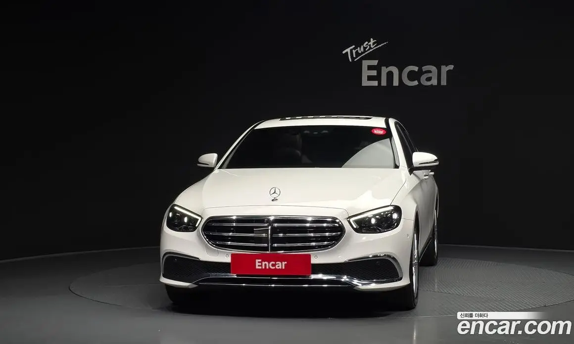 Mercedes-Benz E-Class 2022 2.0 автомат (гидро), фото 3